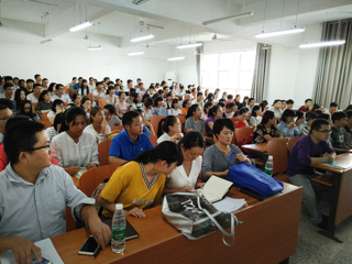 beat365开展2017级研究生新生入学教育