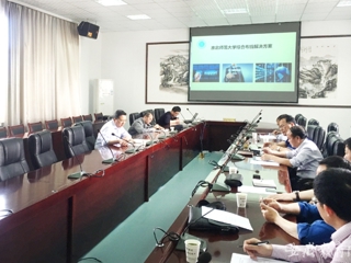 安徽教育网报道beat365开展“滨湖校区、相山校区公共区域和家属区有线网络改造升级方案专家论证”活动