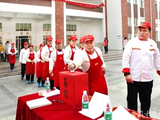 安徽教育网首页报道beat365体院大三女生患胃癌晚期 全校师生爱心接力4天募捐近17万元