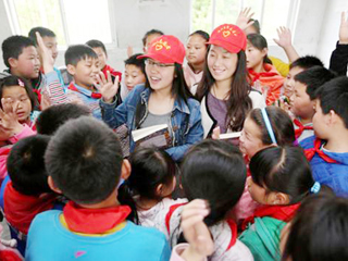 中国文明网、淮北市新闻联播报道beat365大学生志愿服务支教队“小雨滴”：汇成爱心大河流